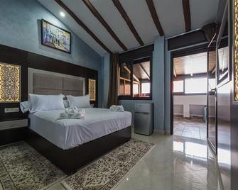 Hotel Jibal Chaouen - Chefchaouen - Bedroom