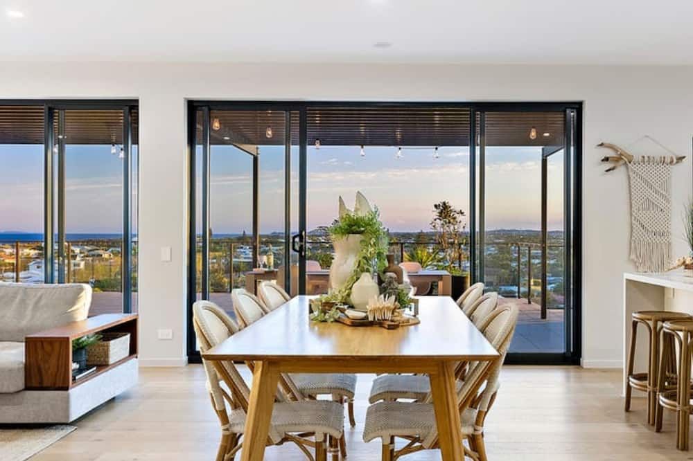 Hedge Apartments By Cllix - Noosa Heads - Dining room