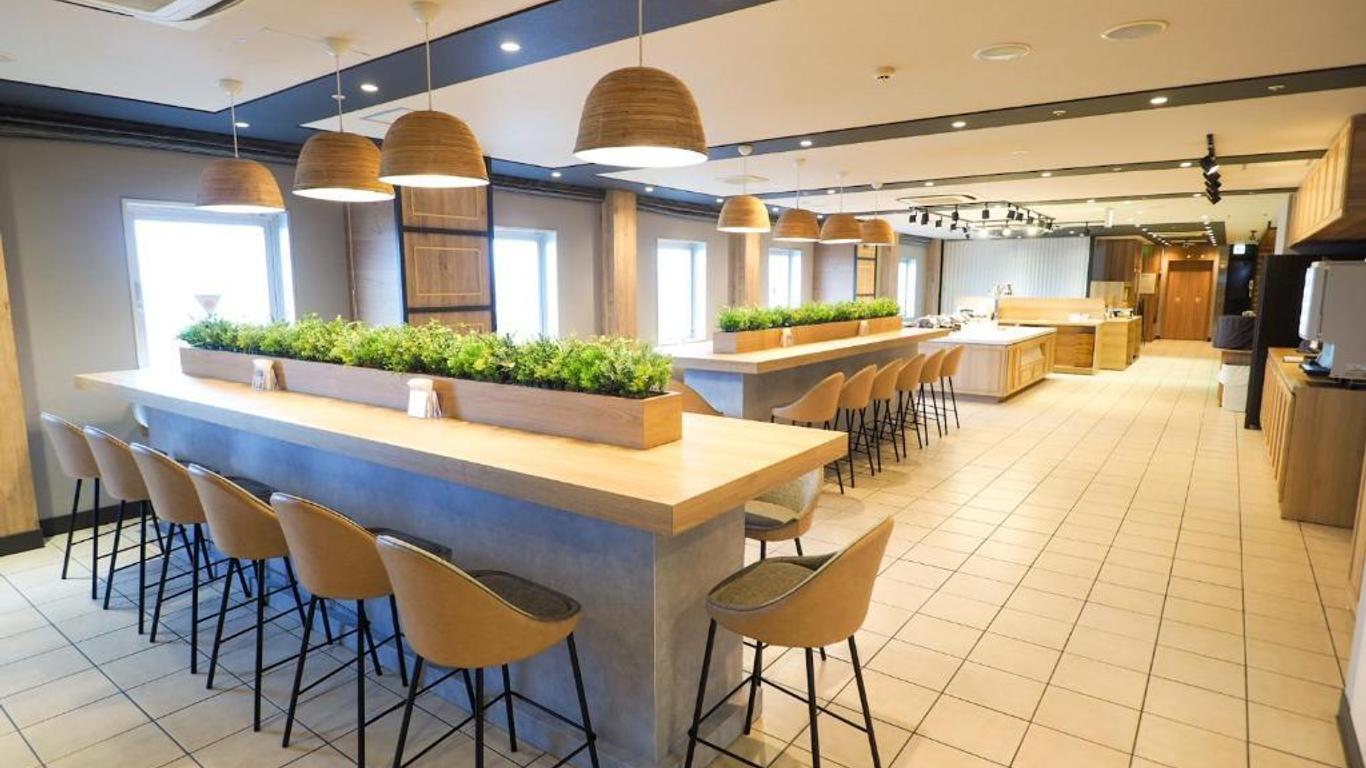 Super Hotel Tozai line Ichikawa Myoden Ekimae