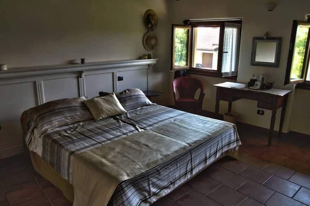 Agriturismo Tra Serra E Lago - Roppolo - Ložnice