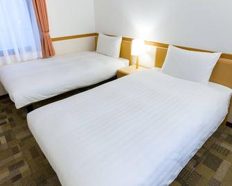 Toyoko Inn Oita Nakatsu Ekimae - Nakatsu - Camera da letto
