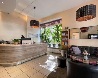 Hotel Sendlinger Tor - מינכן - דלפק קבלה
