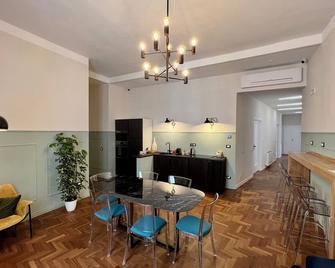 B&B Fuori Dal Porto - Civitavecchia - Essbereich