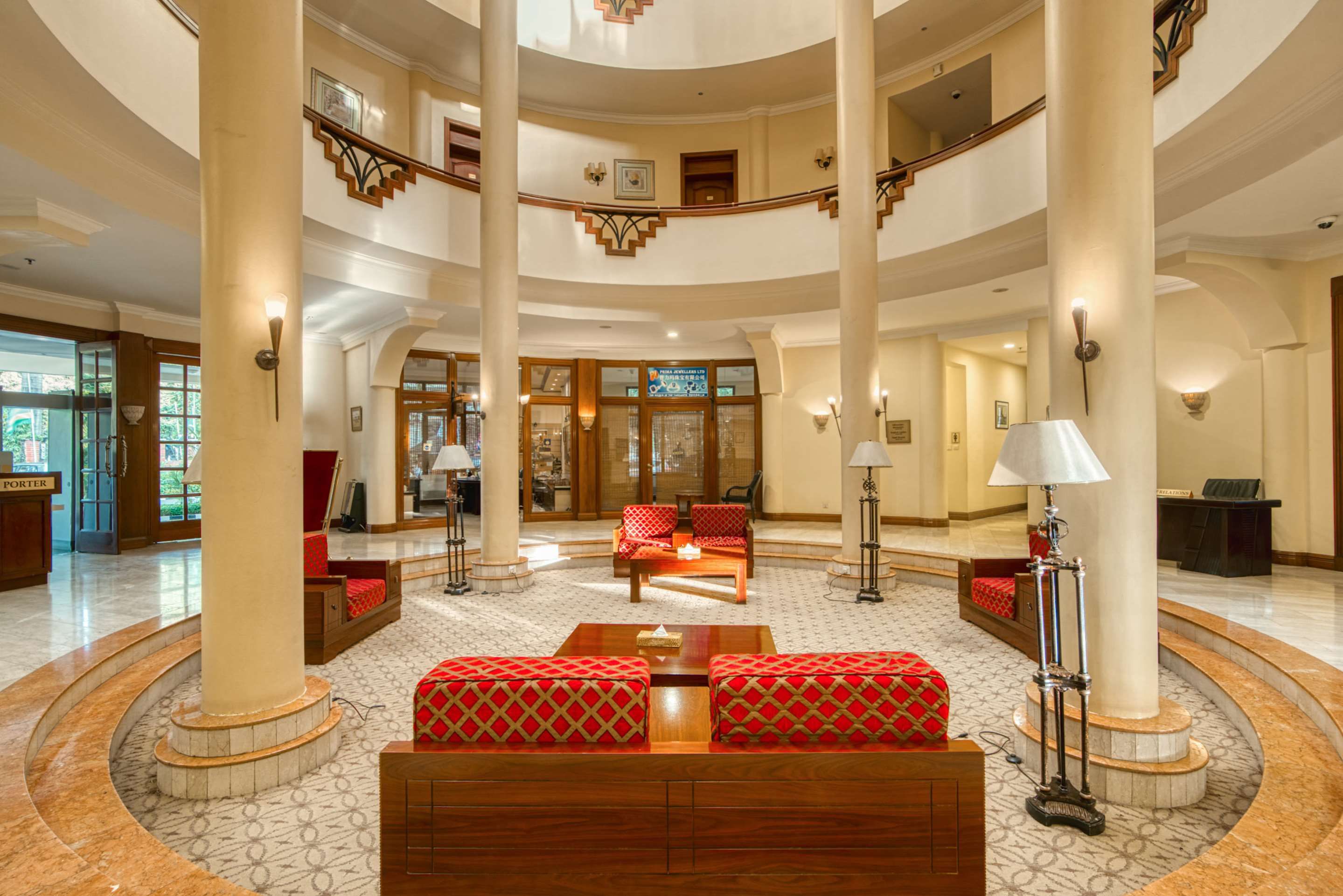Kibo Palace Hotel Arusha - Arusha - Lobby
