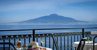 Imperial Hotel Tramontano - Sorrento - Balcony
