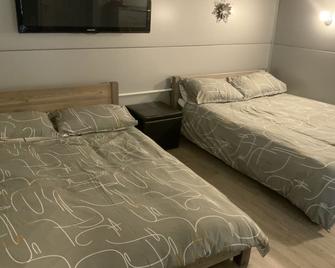 Remarkable 1-Bed Apartment in Huntingdon - Huntingdon - Bedroom