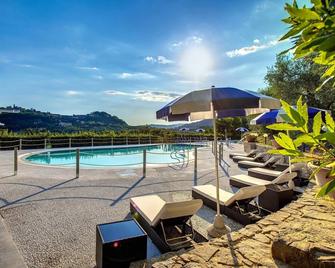 Alfresco luxury Villa with Heated pool - Montecatini Alto - Piscina