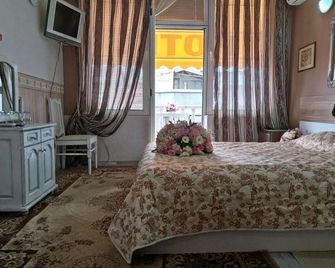 Mini Hotel-Bohemi - Plovdiv - Kamar Tidur