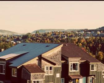 Chalet Style Apartments - Chalet Style Apartments #7 - Wheelchair Accessible - Corner Brook - Building