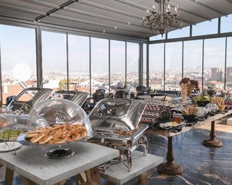 Check Inn Suite Hotel & Spa - אנקרה - חוף