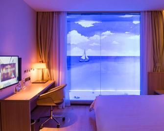 Iu Hotel Zhangzhou Pedestrian Street Zhongshan Park Branch - Zhangzhou - Schlafzimmer