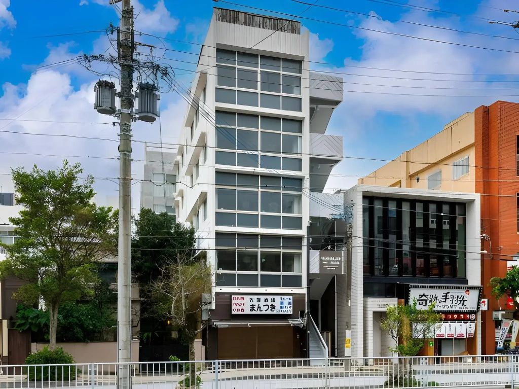 Residential Hotel Naha Miebashi - Naha - Bâtiment
