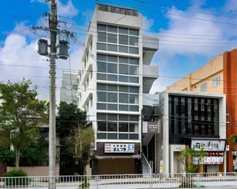 Okinawa Sora House - Hostel - Naha - Rakennus