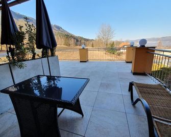 Gasthof Hotel Zur Post - Ferlach - Balcón