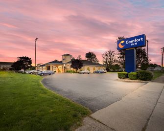 Comfort Inn Van Wert - Van Wert - Gebäude