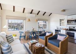 The Cottages and Lofts at Boat Basin - Nantucket - Living room