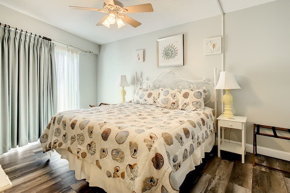 Chateaux 101-Stunning 1 bedroom gulf front condo - Clearwater Beach - Sypialnia
