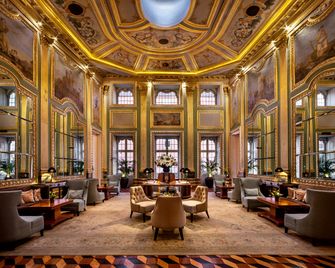 بيستانا بالاثيو دو فريكسو، بوسادا آند ناشونال مونومنت - ذا ليدينج هوتلز أوف ذا وورلد - بورتو - ردهة