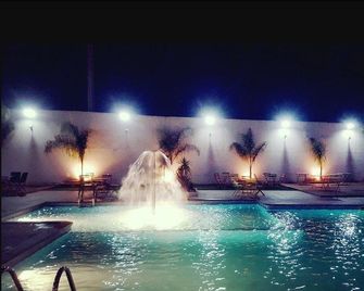 Hotel Le Zenith Oran - Oran - Pool