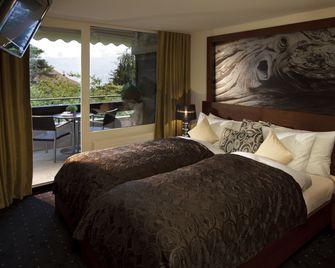 Hotel Baeren Sigriswil - Sigriswil - Bedroom