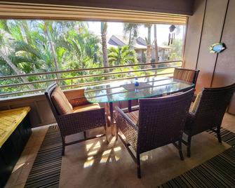 Affordable Comfy Condo - Just Steps Away from a Sandy Beach! - Kihei - Balkon