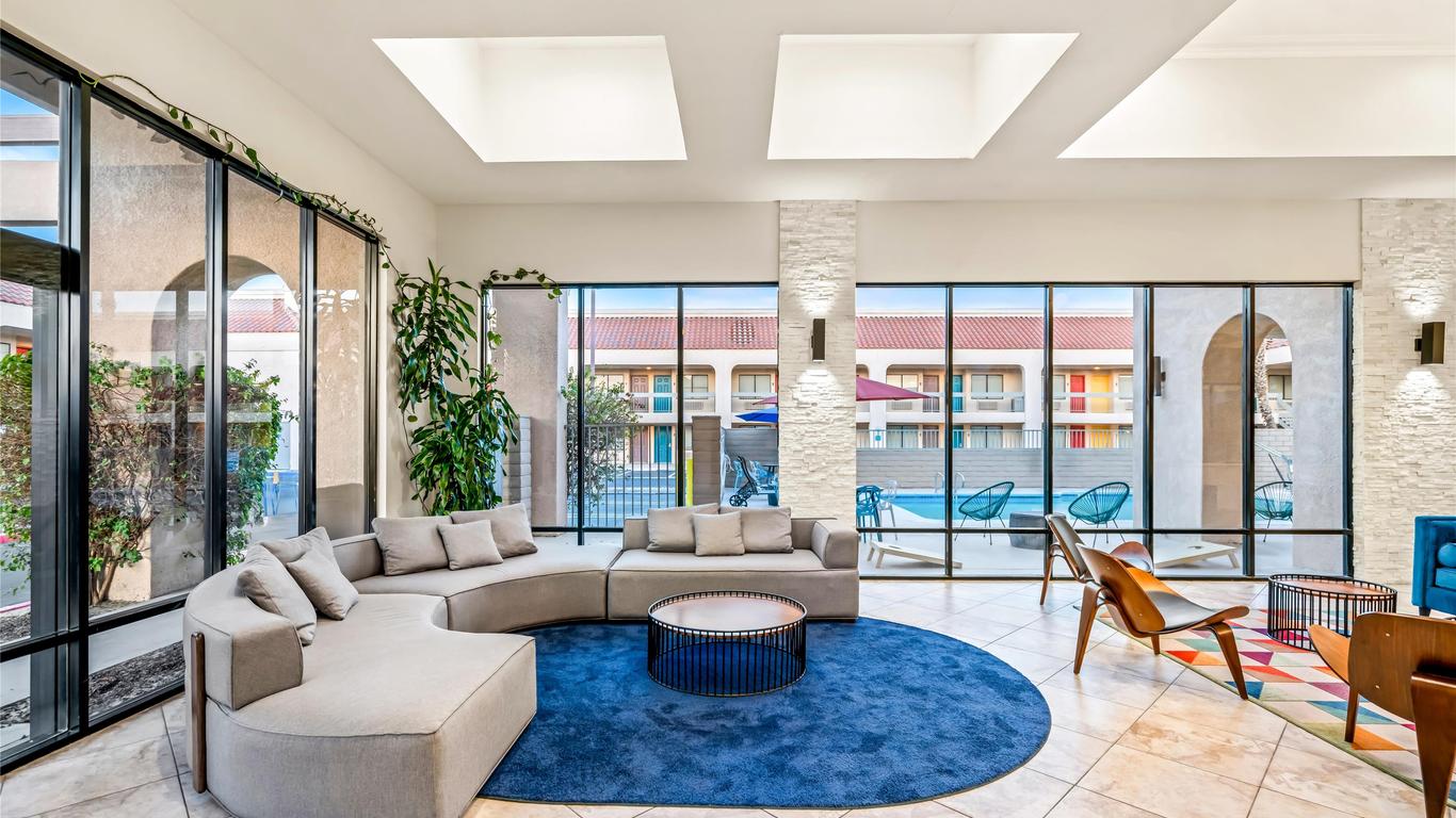 Signature Inn Indio I-10