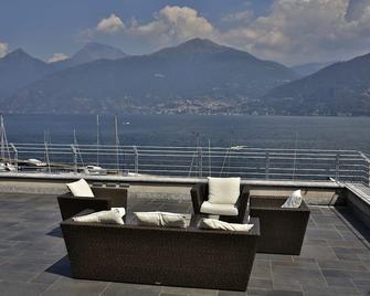 Villa Navalia - Menaggio - Balcón