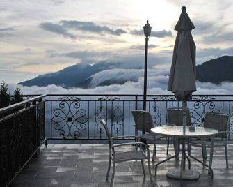 Star Villa - רן-איי - מרפסת