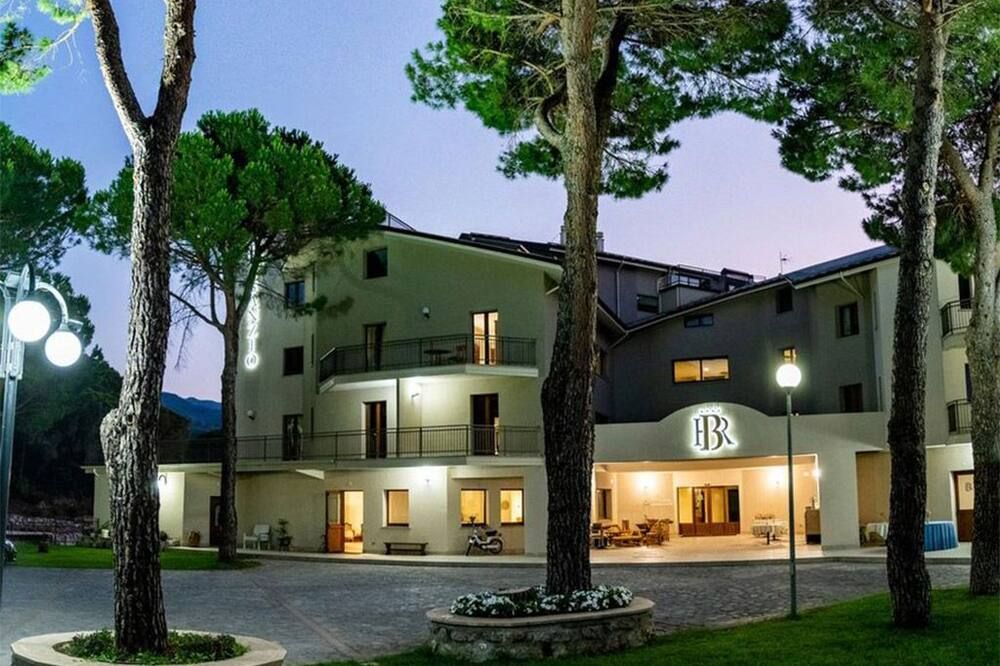 هوتل بيسانزيو ريزورت