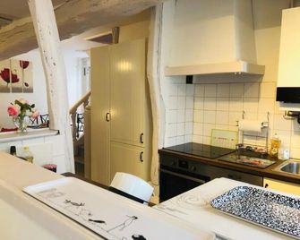 La petite Normande en ville - Louviers - Cuisine