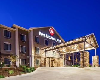 Best Western Plus Overland Inn - Fort Morgan - Budova