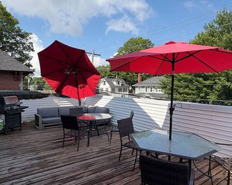 Auberge Le Sunshine - Stanstead - Balcony
