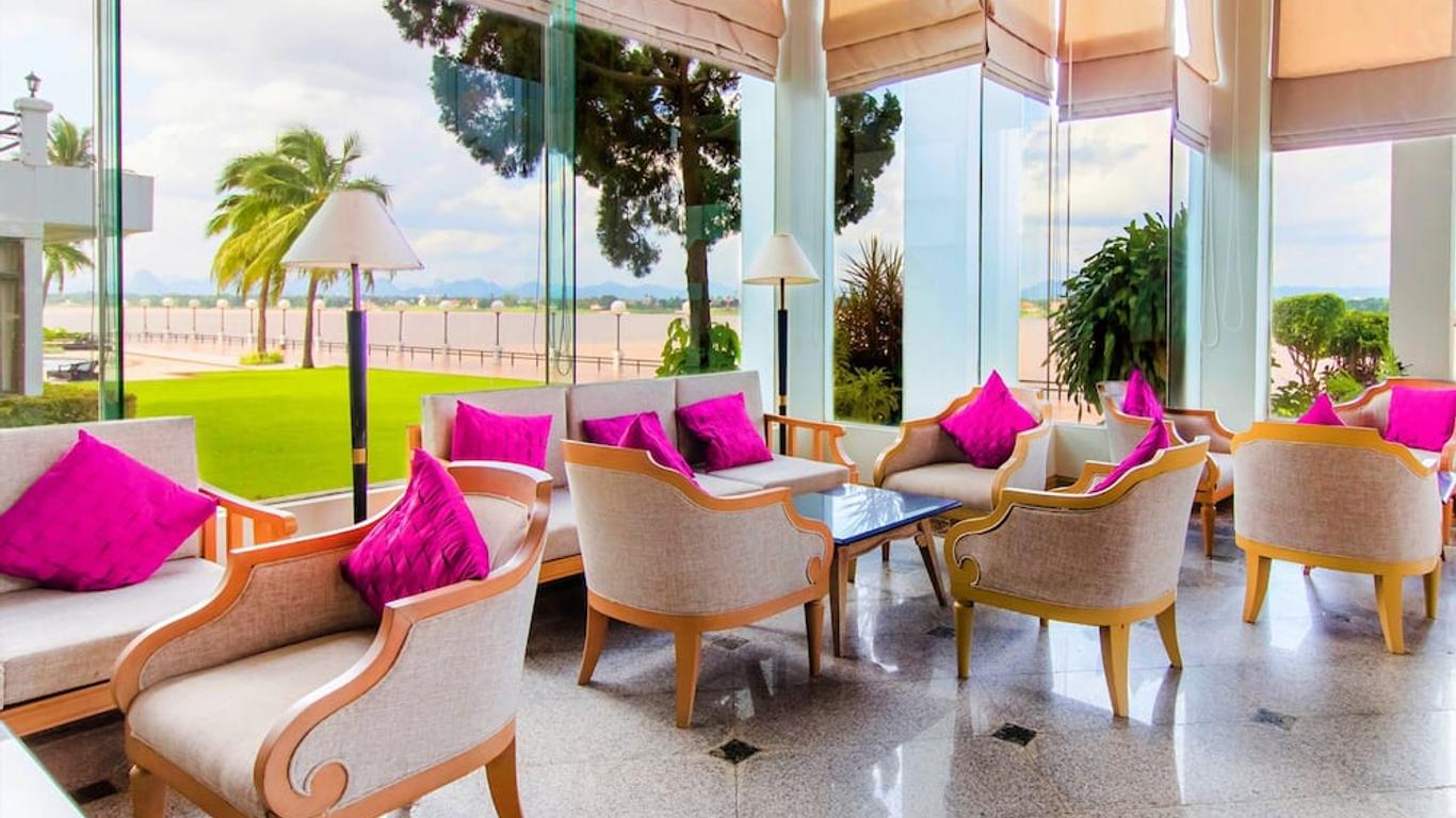 Nakhonphanom River View