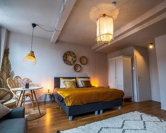 Bambu Sleep Boutique room 1 - Haarlem - Schlafzimmer
