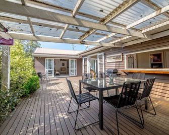 Bronte House - Martinborough - Innenhof