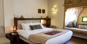 1st Gate Home- Fusion - Jaisalmer - Bedroom