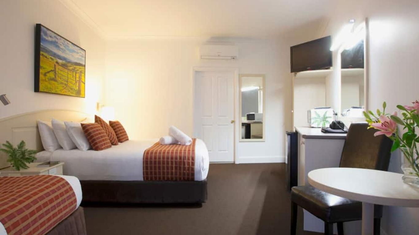 The Bowen Inn Motel