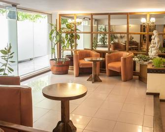 فندق كارولو - ميندوزا - ردهة