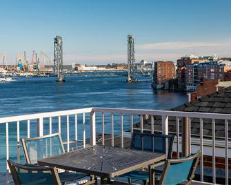 Sheraton Portsmouth Harborside Hotel - Portsmouth - Balcony