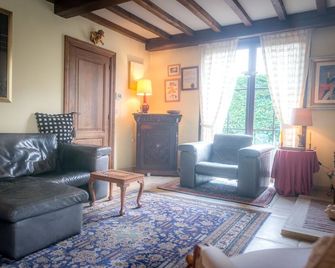 B&B Yaca - De Haan - Sala de estar