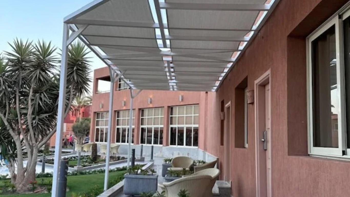 Vai by Romance Hotel & Aqua Park