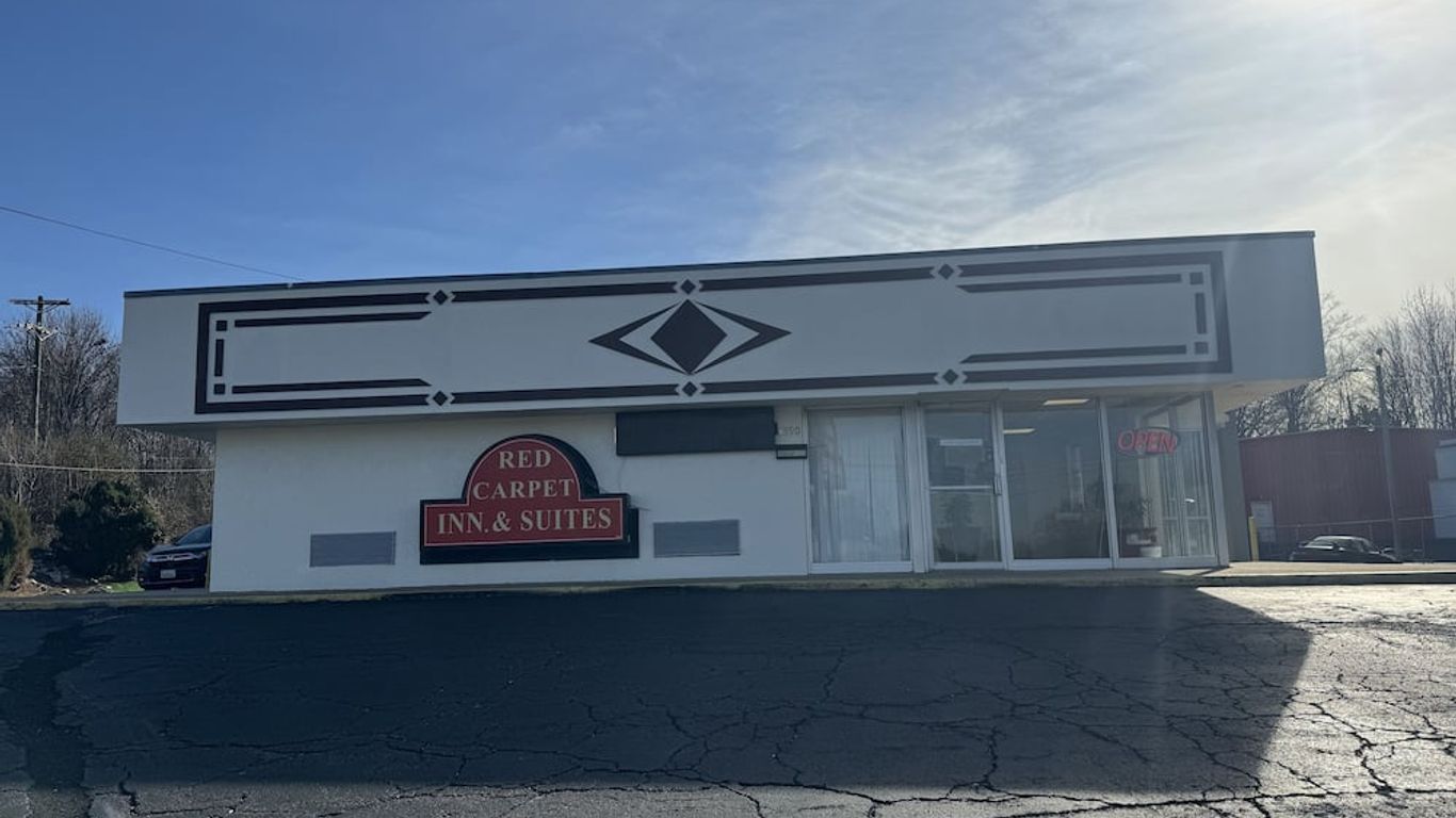 Red Carpet Inn & Suites - Danville