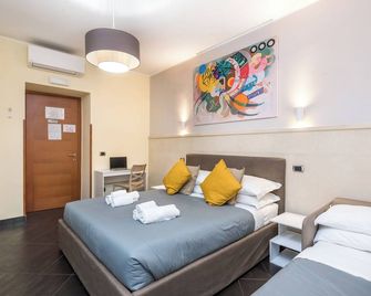 Cardinal Vatican Inn - Rome - Bedroom