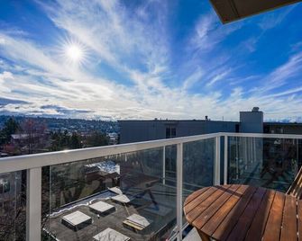 Fremont home with panoramic views near Woodland Zoo - Seattle - Restaurante