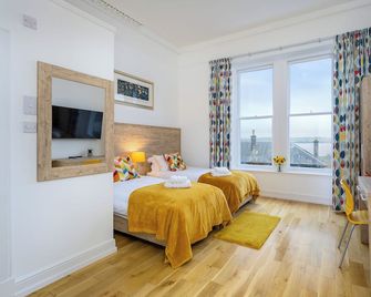 The Clarendon - Dundee - Habitación