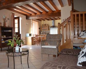 In The Heart Of The Loire Castles, Near The Beauval Zoo - Mosnes - Living room