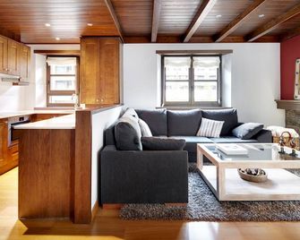 Val de Ruda Luxe 21 by FeelFree Rentals - Naut Aran - Pokój dzienny