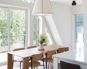 Aera Lakeside - Cabin 1 - Youbou - Comedor
