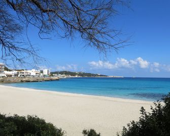 Hotel Baviera - Cala Ratjada - Beach