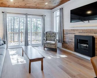 Hôtel à la maison - Le Cocon, ski et golf - Thetford Mines - Living room